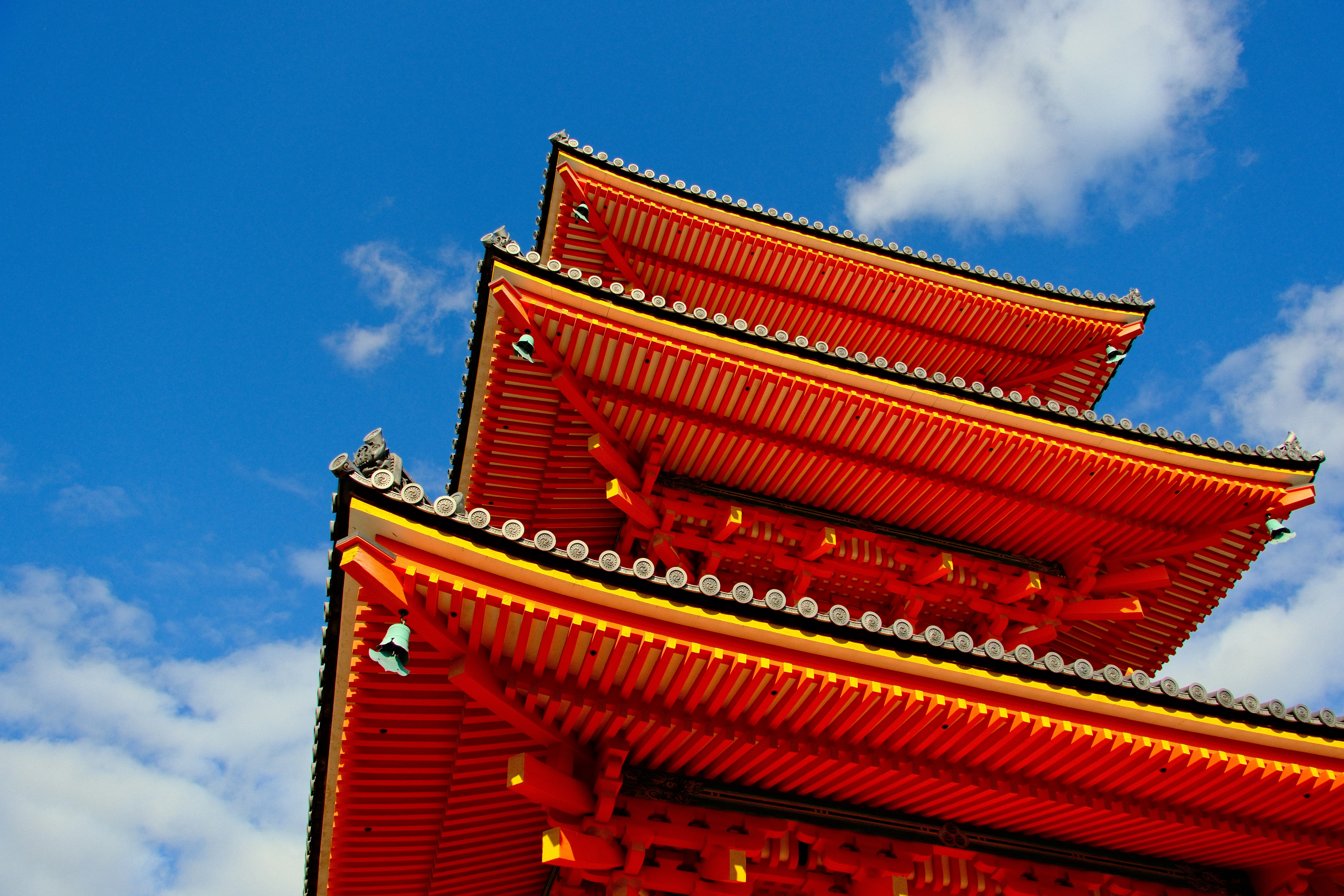 16mm · f/5.6 · 1/1100s · ISO 500
FUJIFILM X-T5 · 16-300mm F3.5-6.7 DC OS | Contemporary 025 · Jan 9, 2026
Vibrant red Kyoto pagoda tiers against a bright blue sky.
Kyoto, Japan
© Brandon Cook