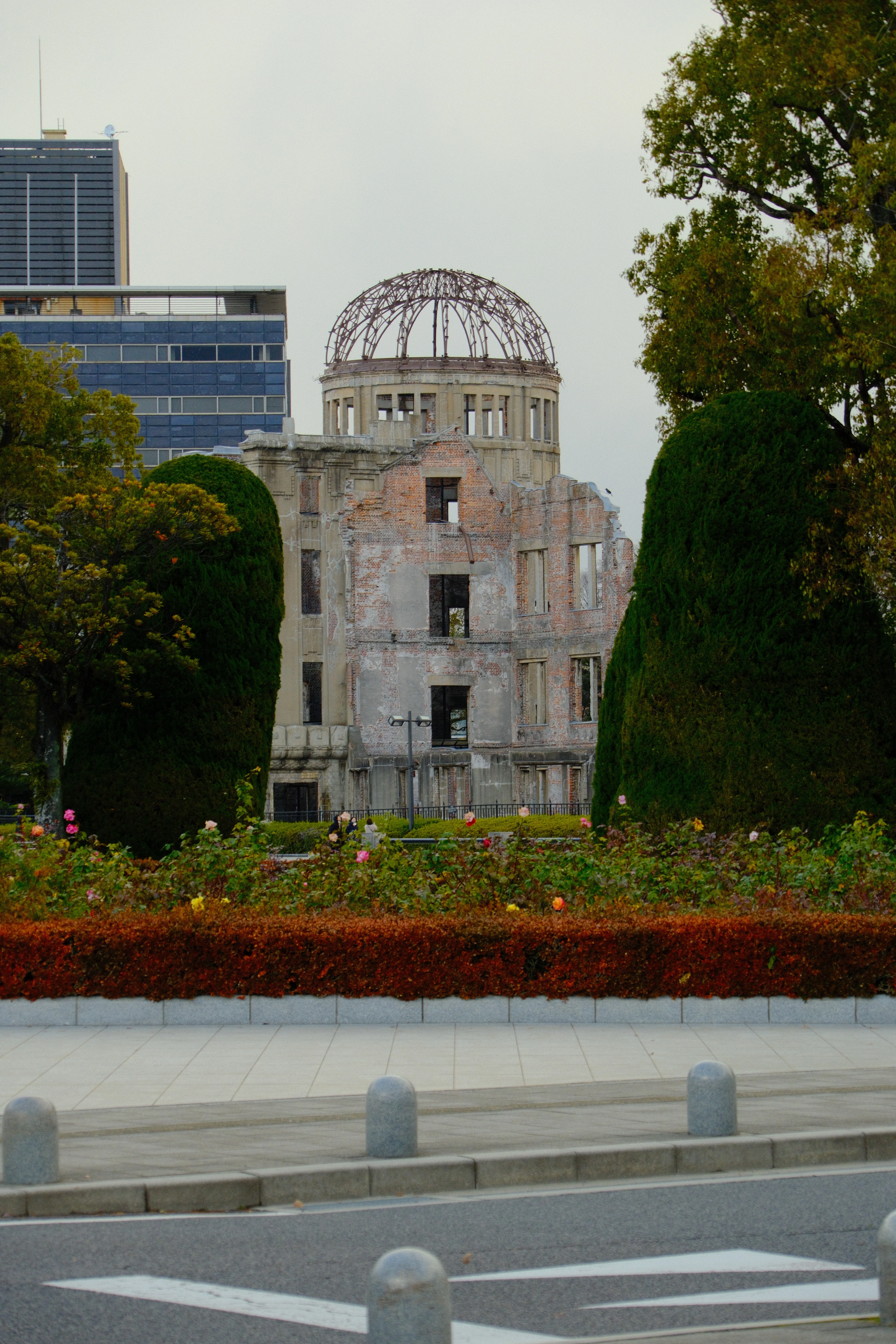 80mm · f/6.3 · 1/400s · ISO 500
FUJIFILM X-T5 · 16-300mm F3.5-6.7 DC OS | Contemporary 025 · Jan 11, 2026
The skeletal remains of Hiroshima's iconic Atomic Bomb Dome.
Hiroshima, Japan
© Brandon Cook